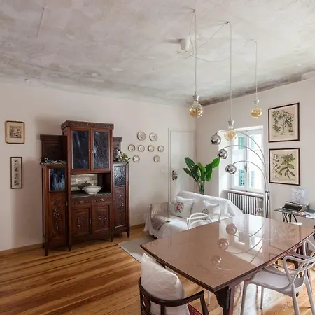 Cadelcivich - Apartment Monforte D'Alba